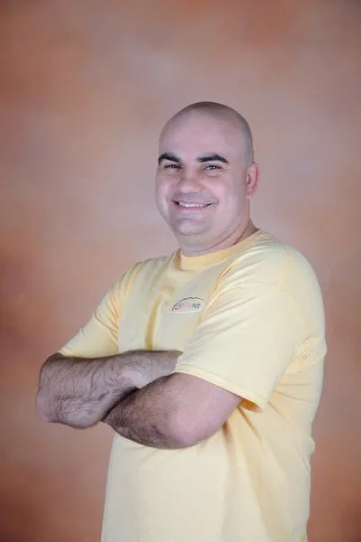 Oni, Sales at Your Floor